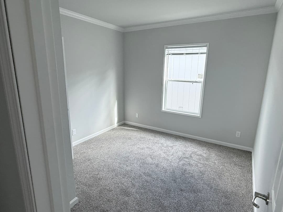 Vintage farmhouse (inventory) interior home features