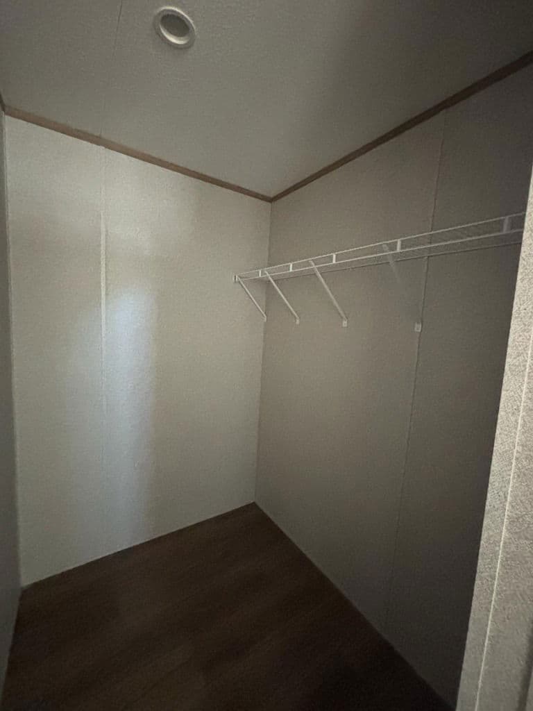 P1656 (inventory)  home features