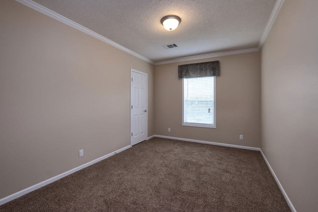 Andrew bedroom home features