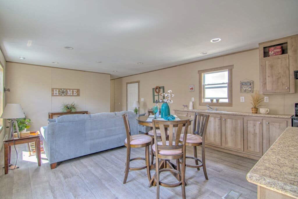 Carina 9270 interior home features