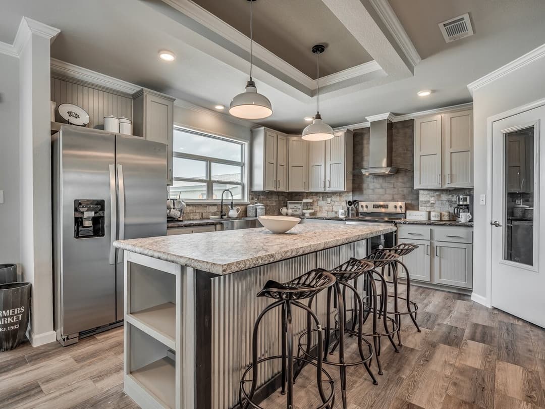 Vintage farmhouse flex 47643a kitchen home features