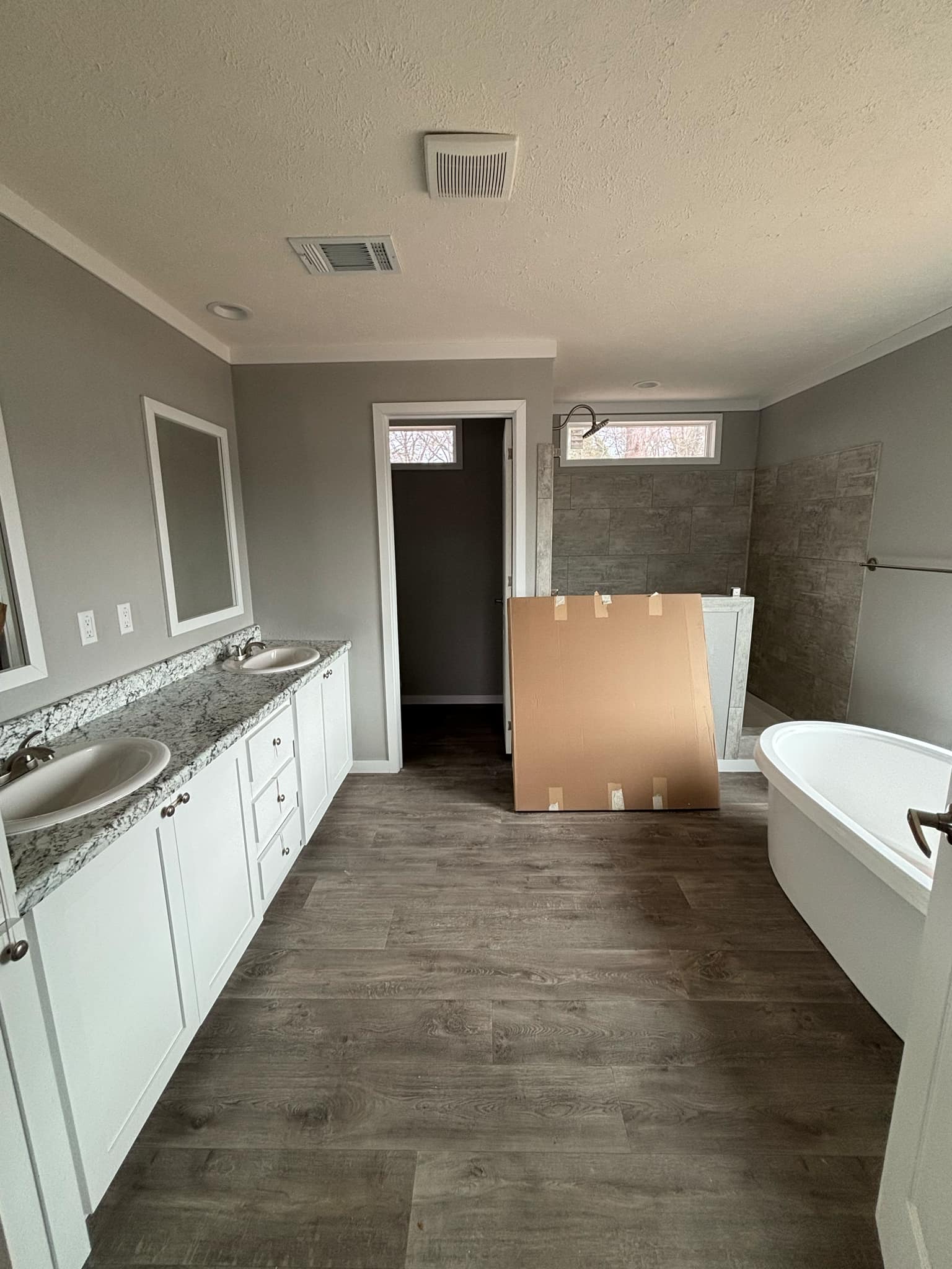 The stephens (inventory) bathroom home features