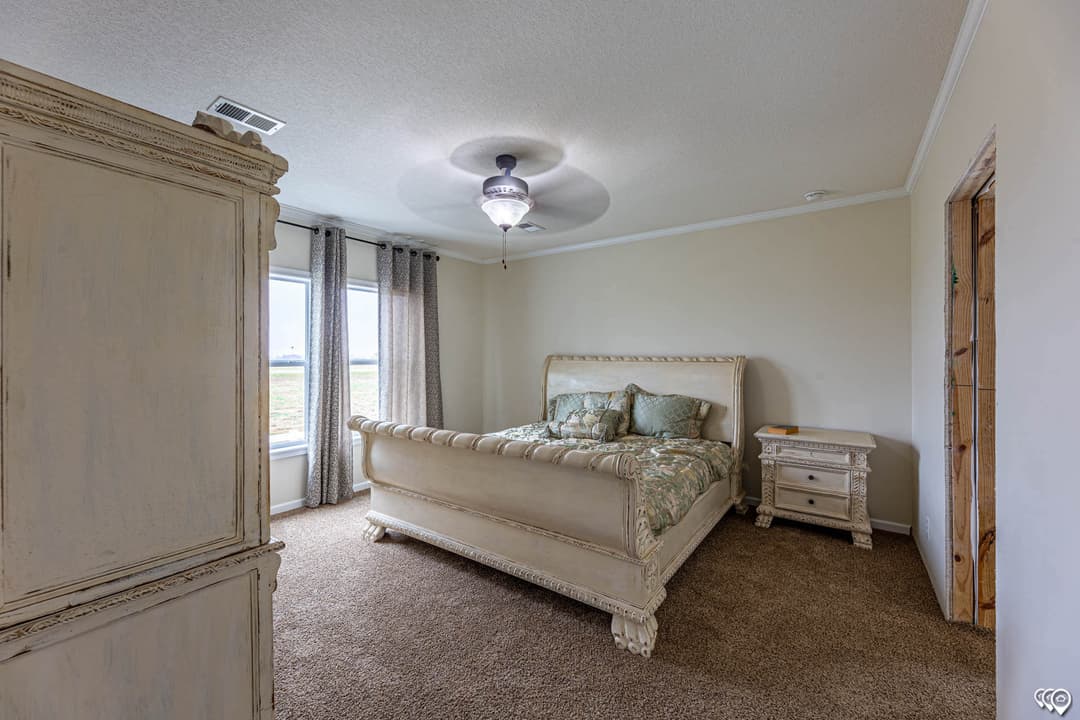 Acadia bedroom home features