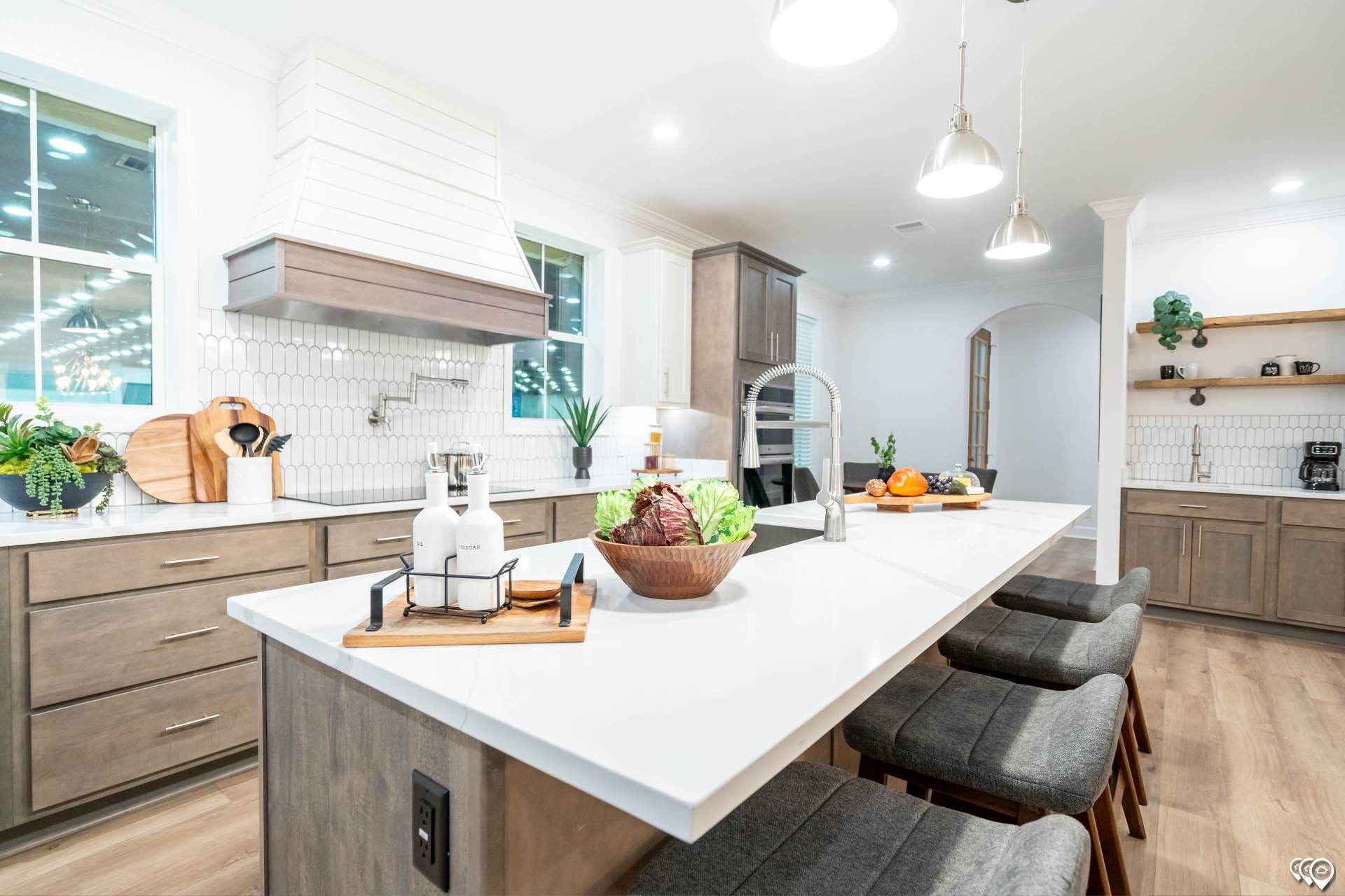 The lost creek kitchen home features