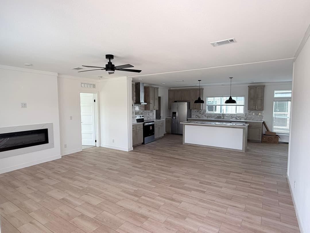 Lux haven (inventory) interior home features