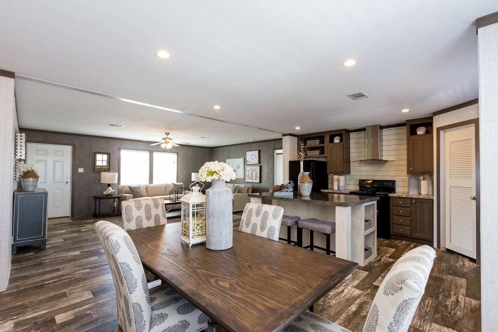 Csd3256k interior home features