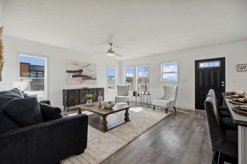 Orion interior home features