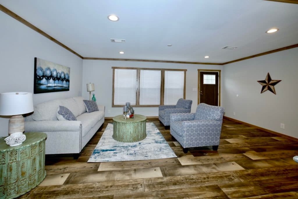 Mariana 9776 interior home features