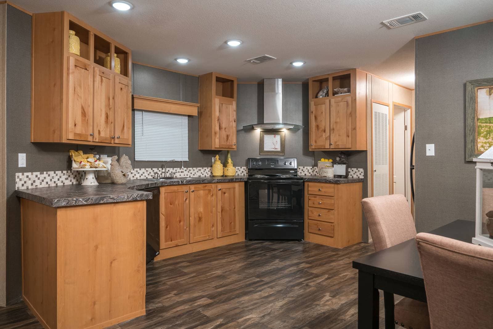 Cs1676c kitchen home features