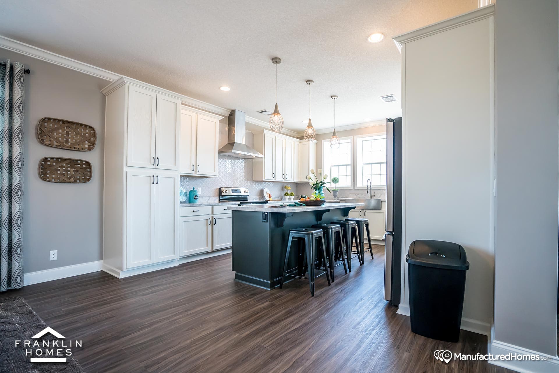 Coach house kitchen home features