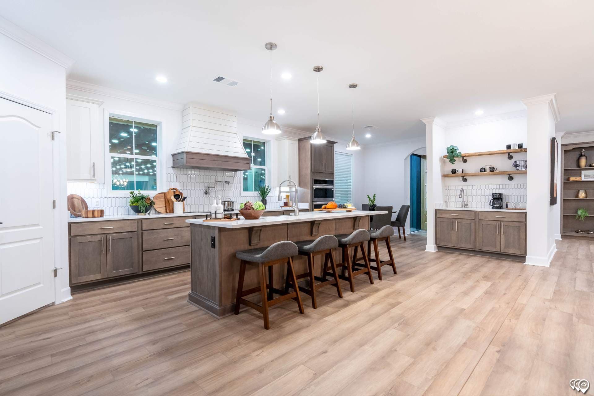 The lost creek kitchen home features