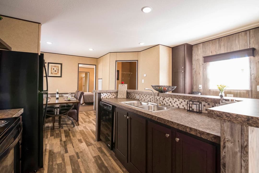 Cs1676d kitchen home features