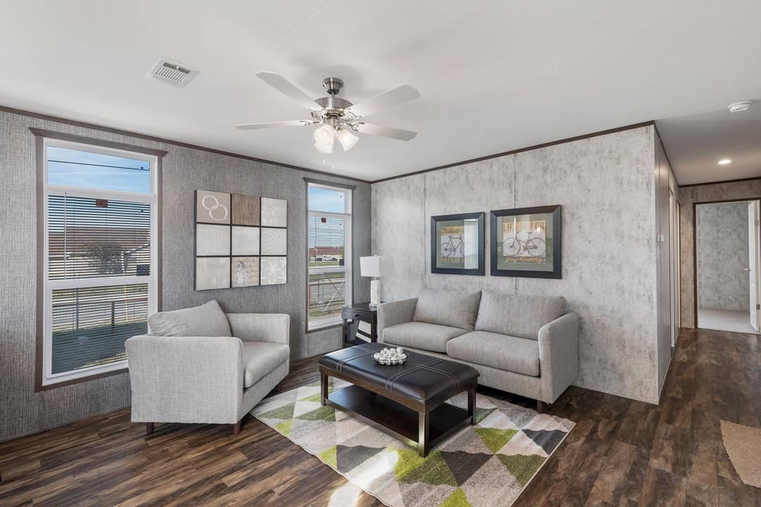 Csd1676p interior home features