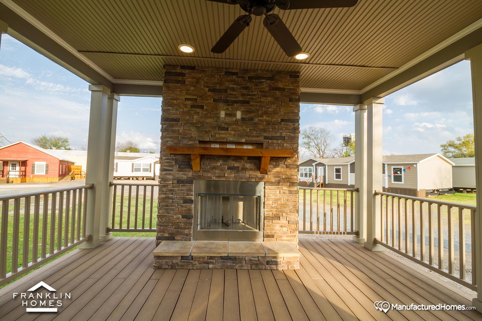 Nandina i exterior home features