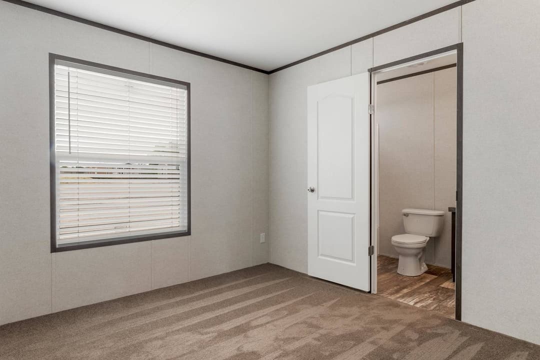 Rm1466a bedroom home features