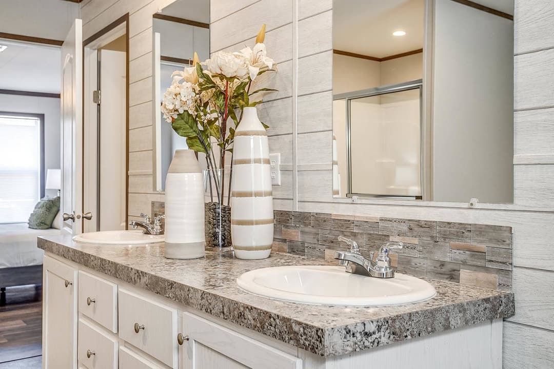 Nm3260f bathroom home features