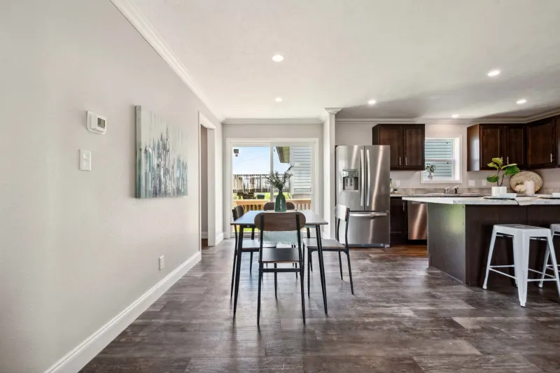 Prairie dune 8862 interior home features