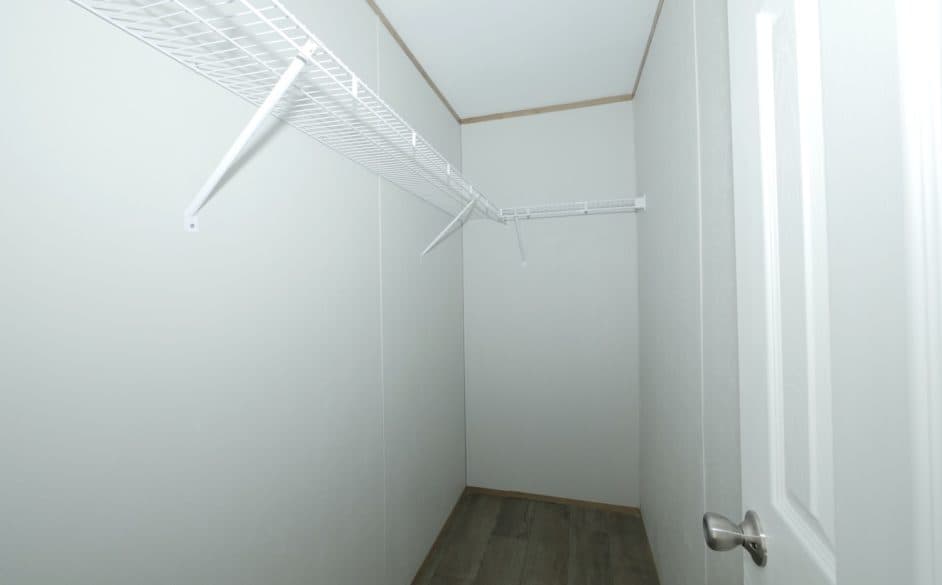 Gabriella 9576 interior home features