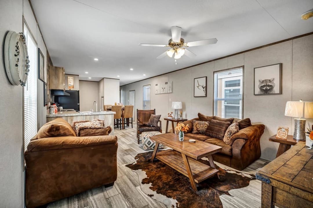 Rm1456a interior home features