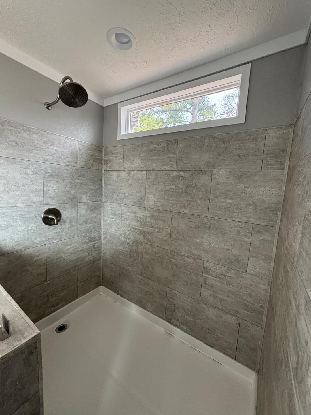 The stephens (inventory) bathroom home features