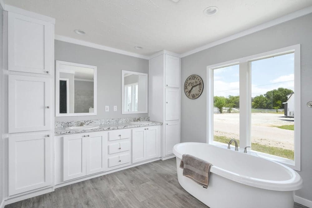 The charleston bathroom home features