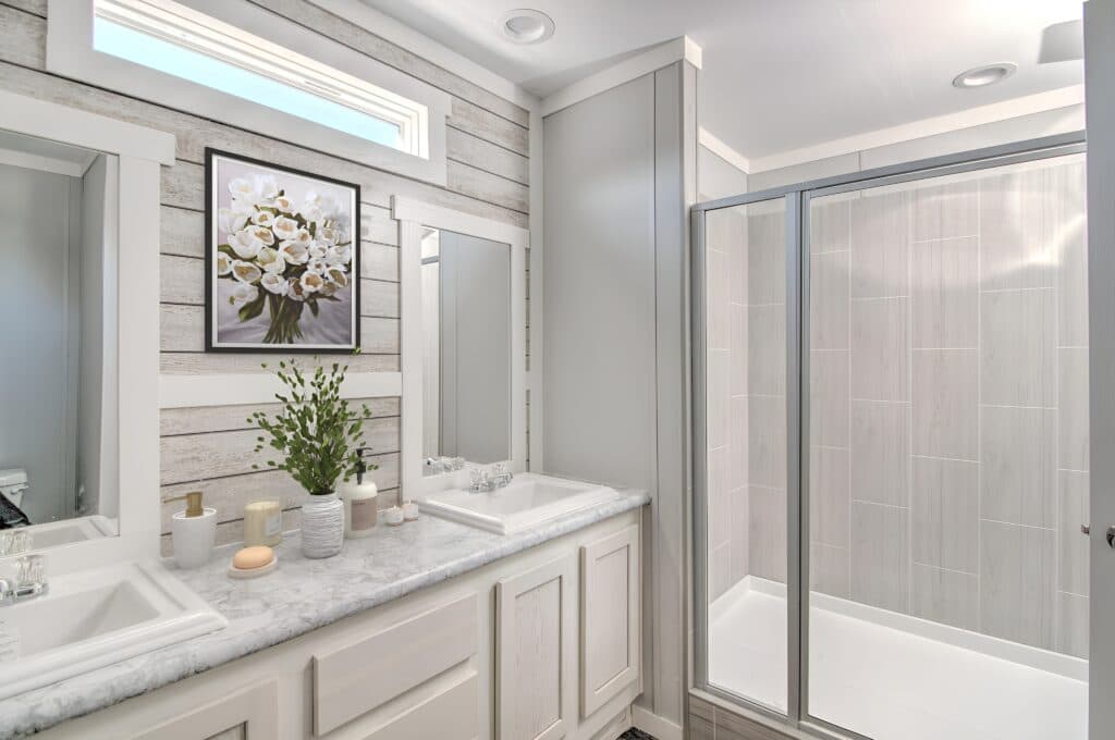 Sofia 9678 bathroom home features