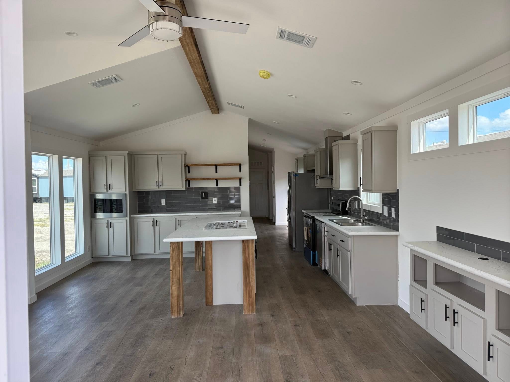 Champion d1868b kitchen home features