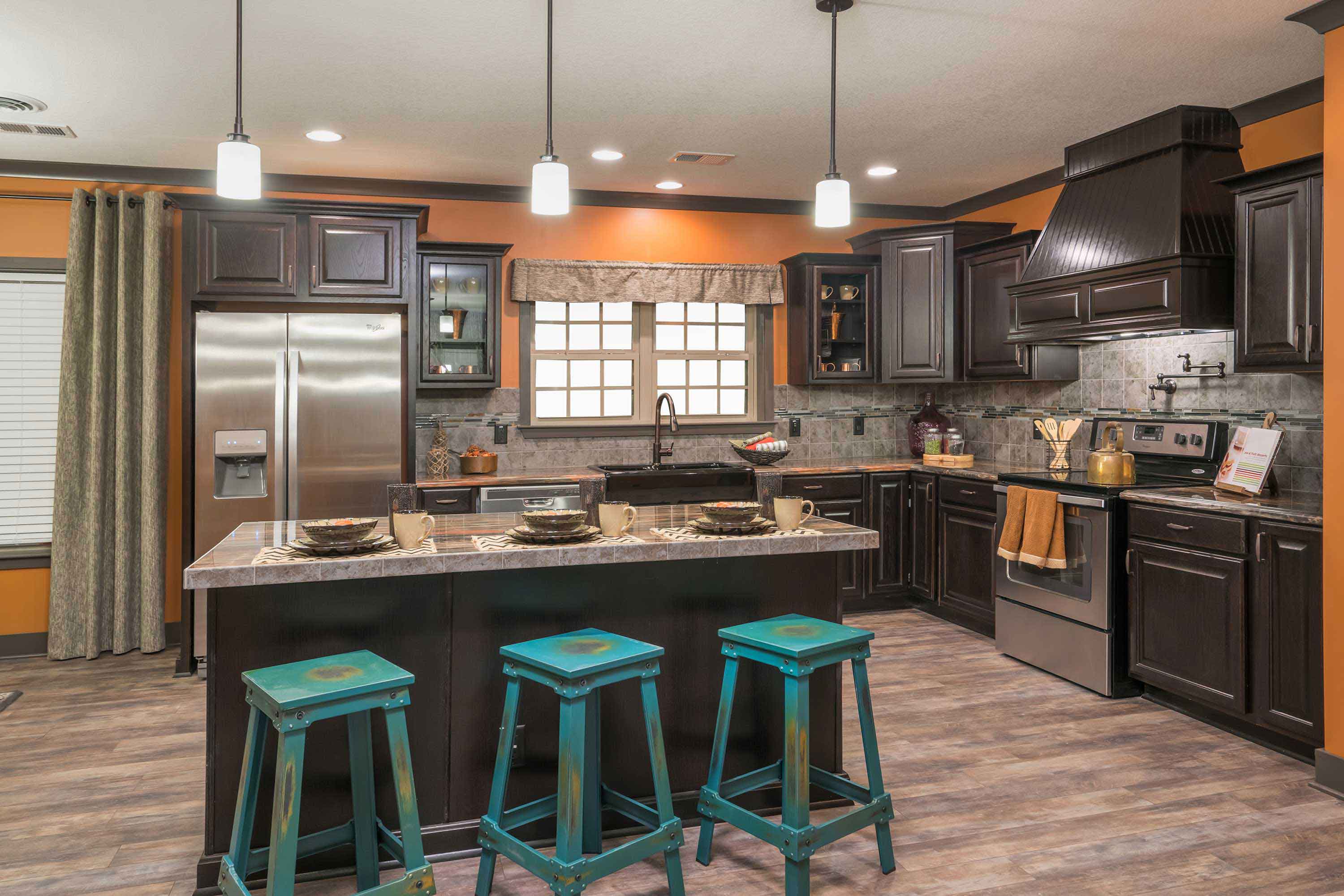 Acadia kitchen home features