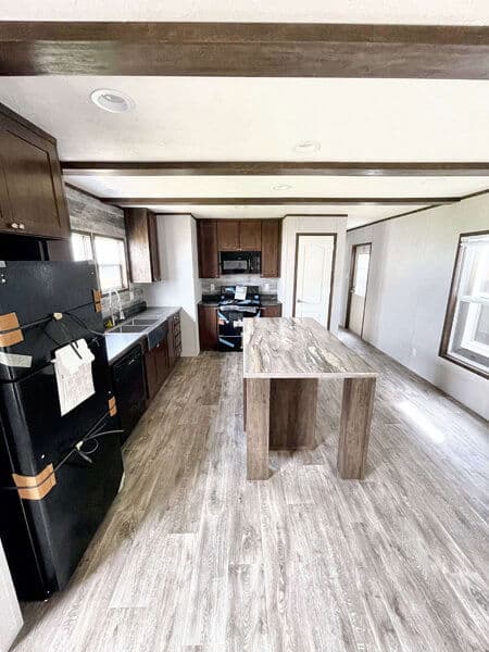 The declaration  kitchen home features