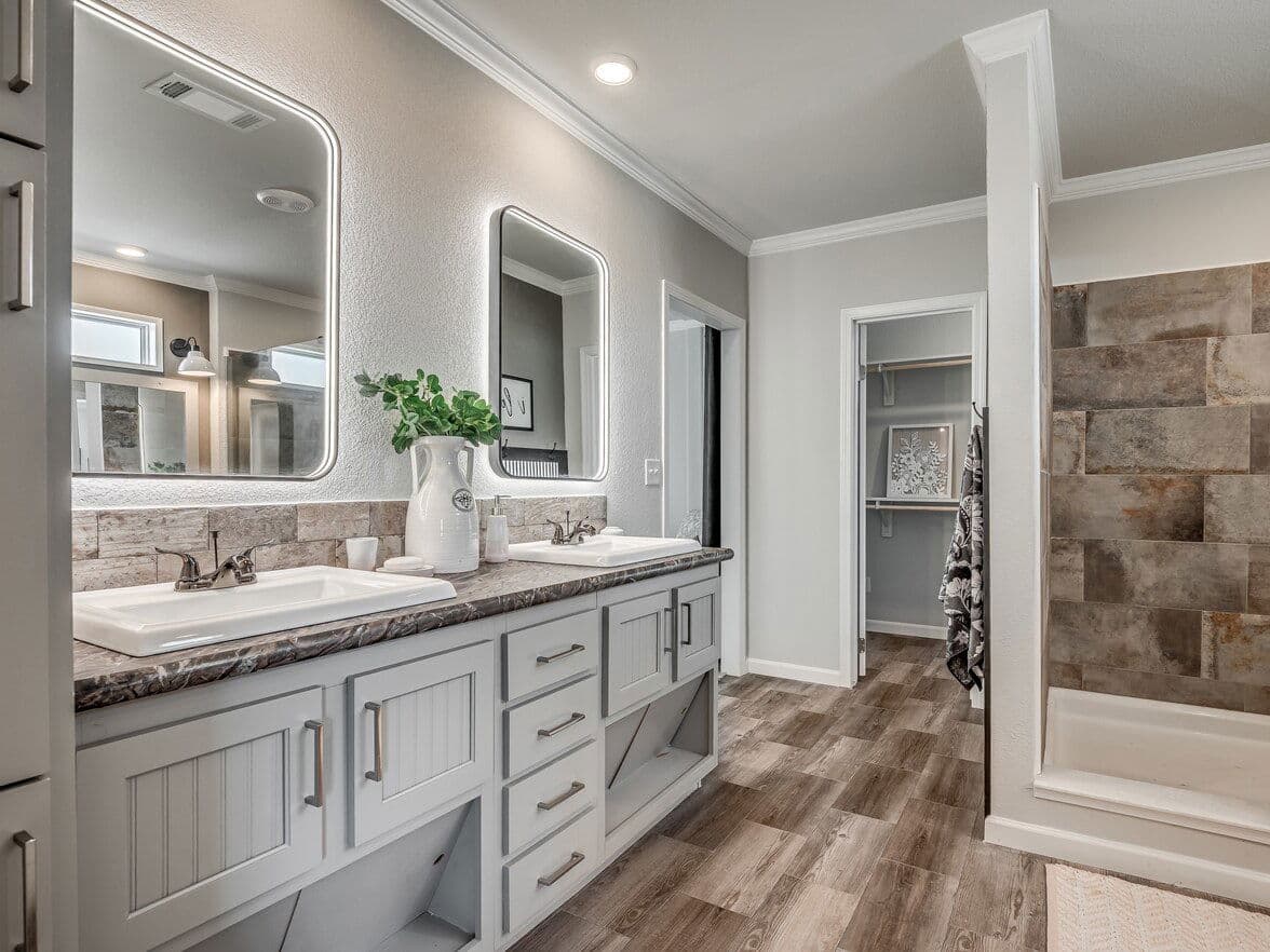 Vintage farmhouse flex 47643a bathroom home features