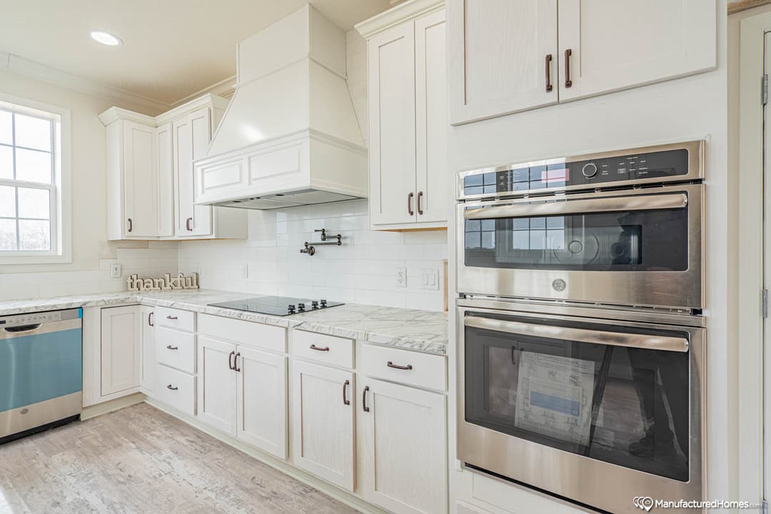 Jasmine i kitchen home features