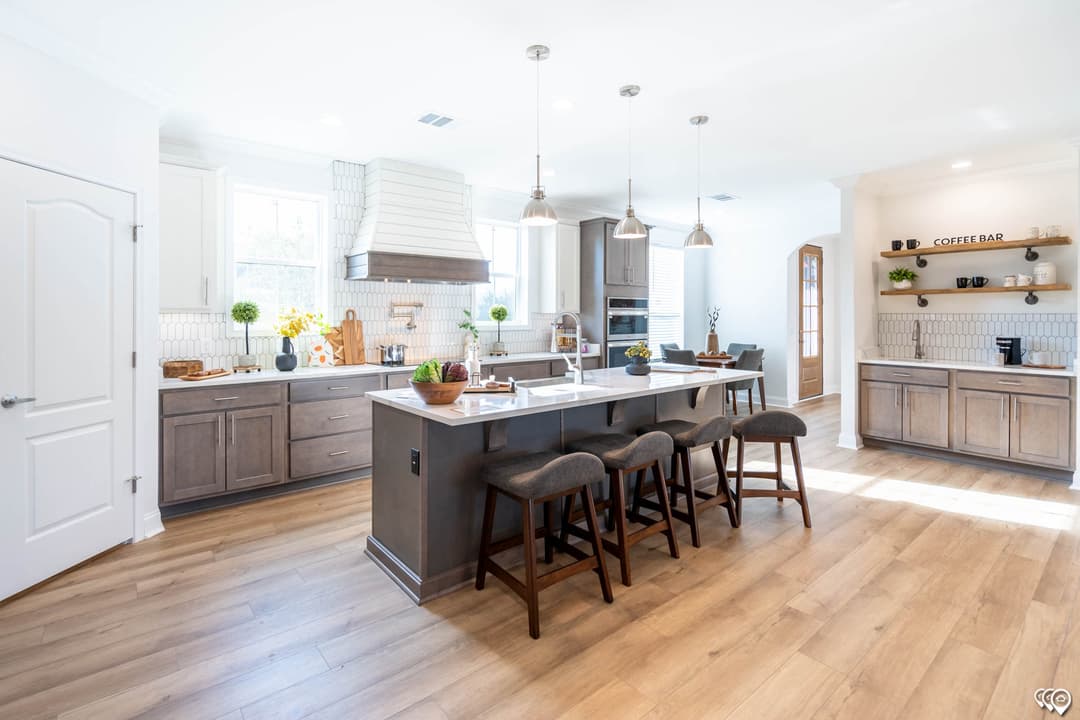 The lost creek kitchen home features