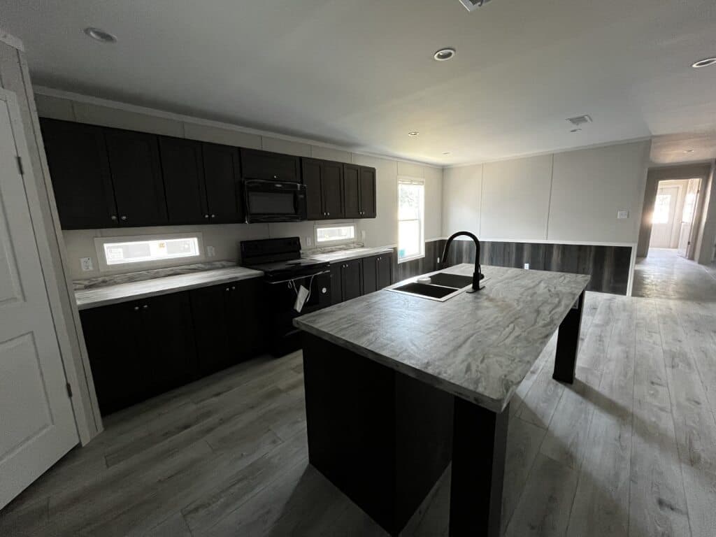 The zeus (inventory) kitchen home features