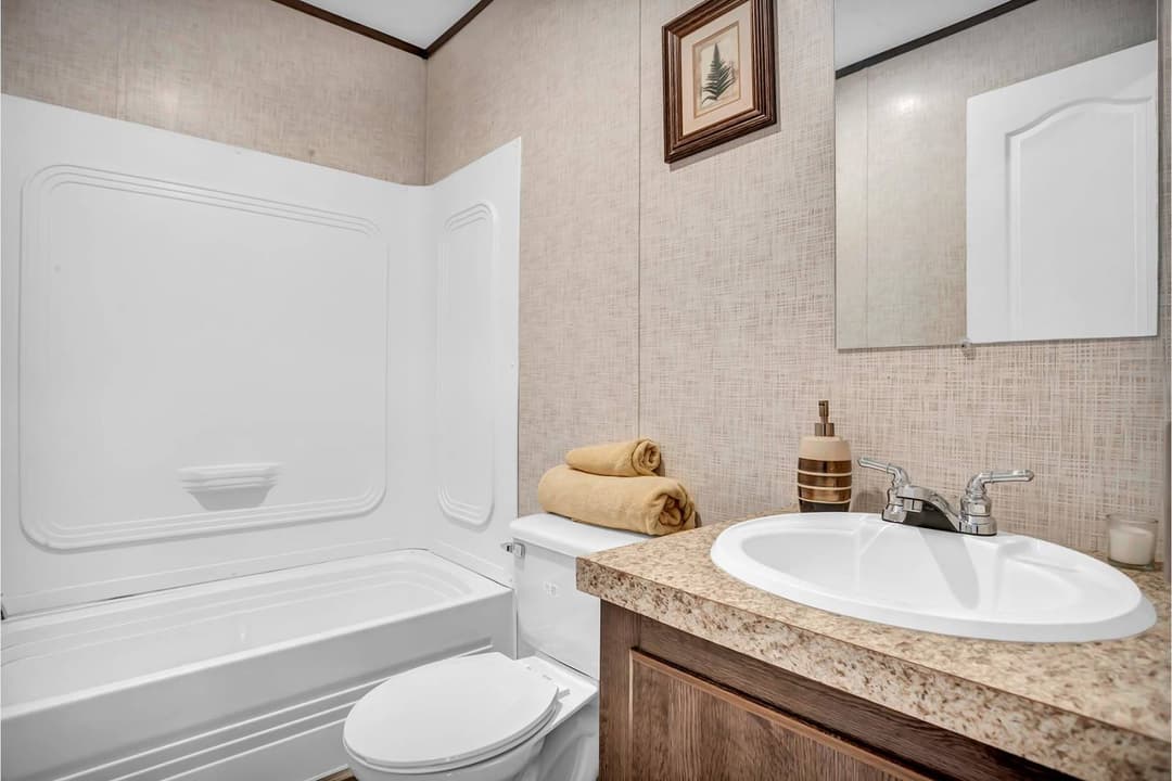 Rm2848a bathroom home features