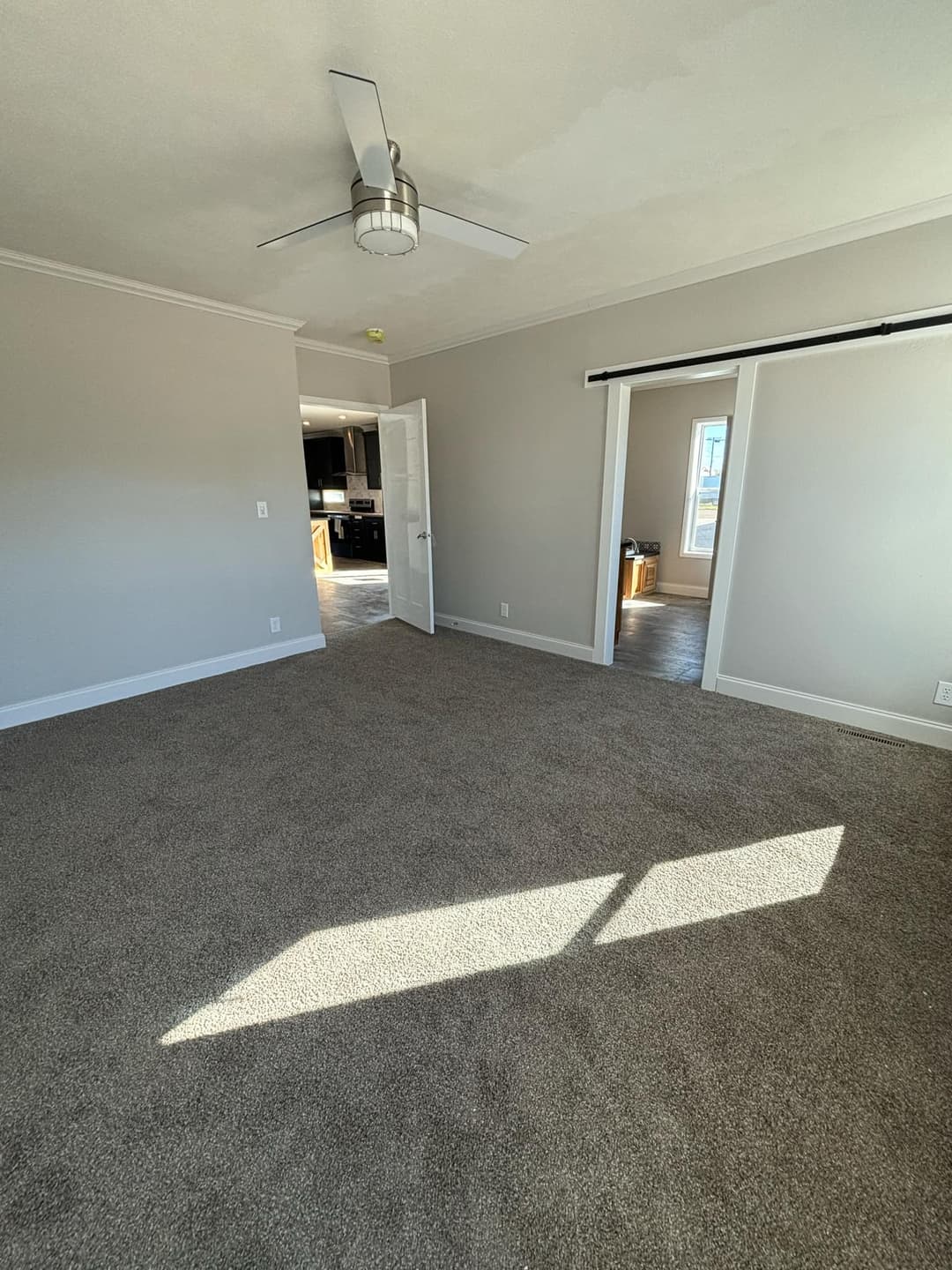 Genesis (inventory) interior home features