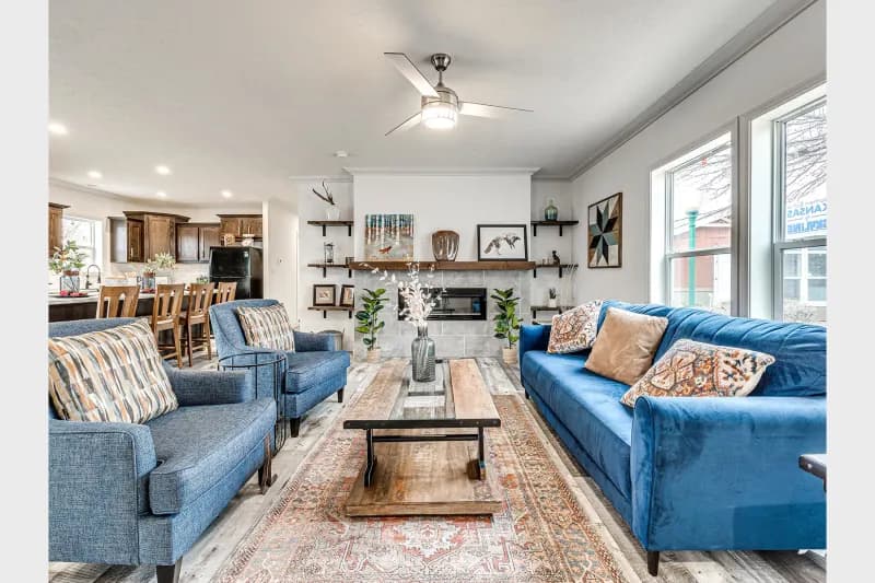 Skyliner 4765j interior home features