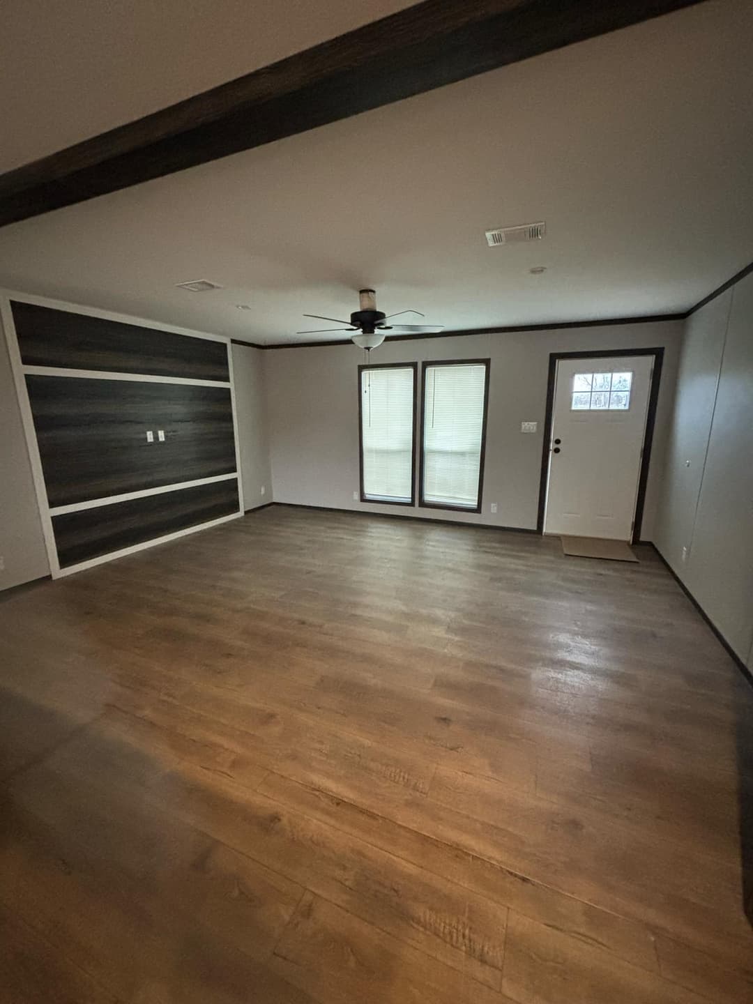 The embrace (inventory) interior home features