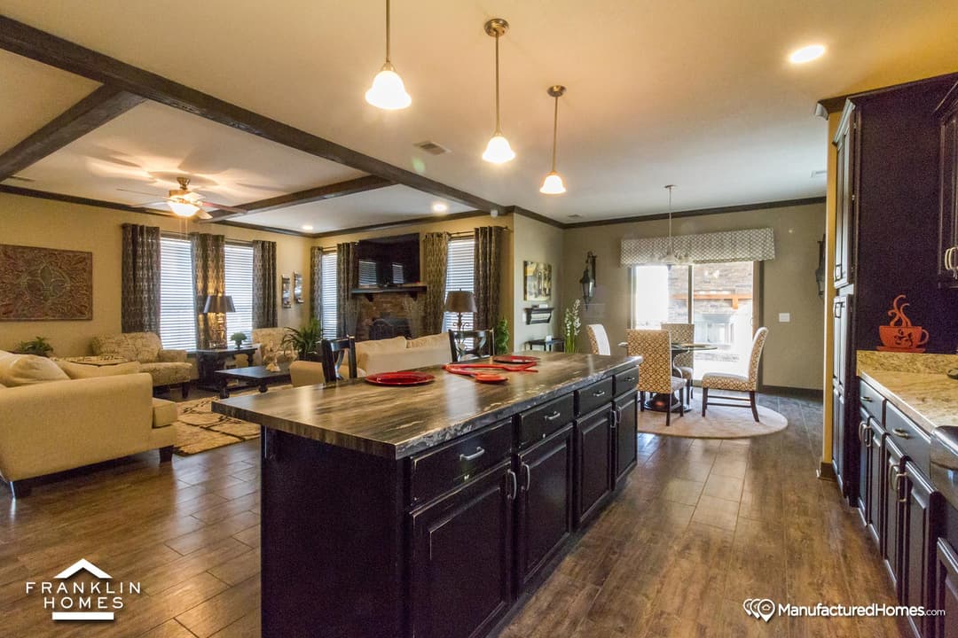 Nandina i kitchen home features