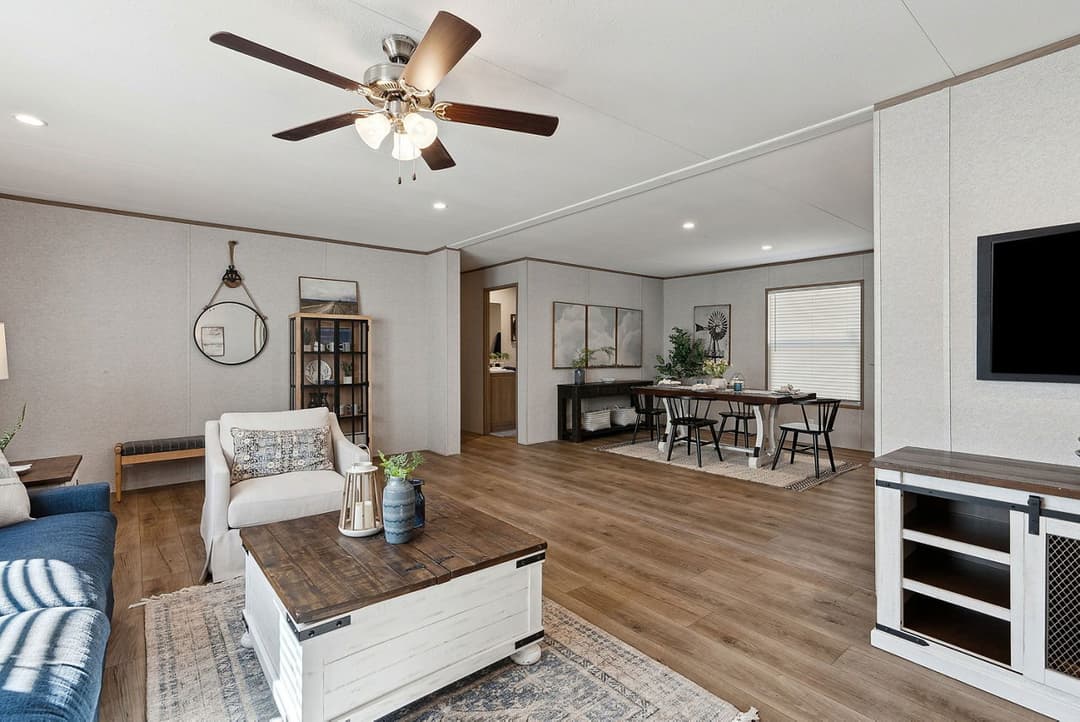 Prime pinnacle 135 interior home features