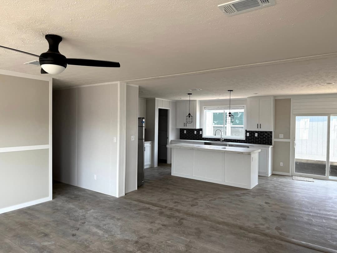 Valumax32684f interior home features