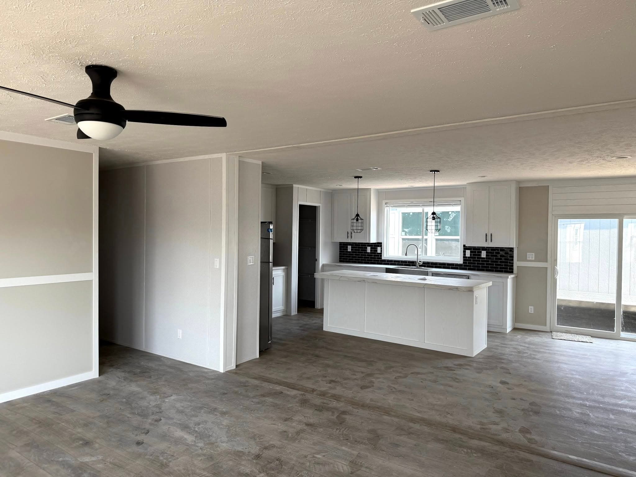 Valumax32684f interior home features