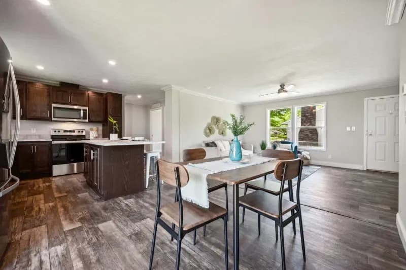 Prairie dune 8862 interior home features