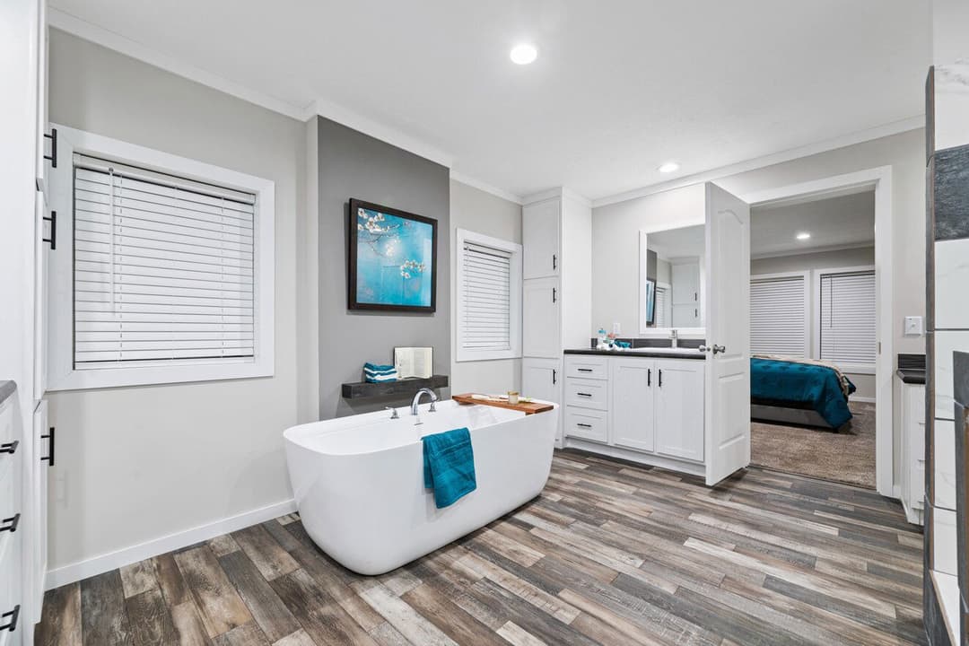 K2 edge bathroom home features