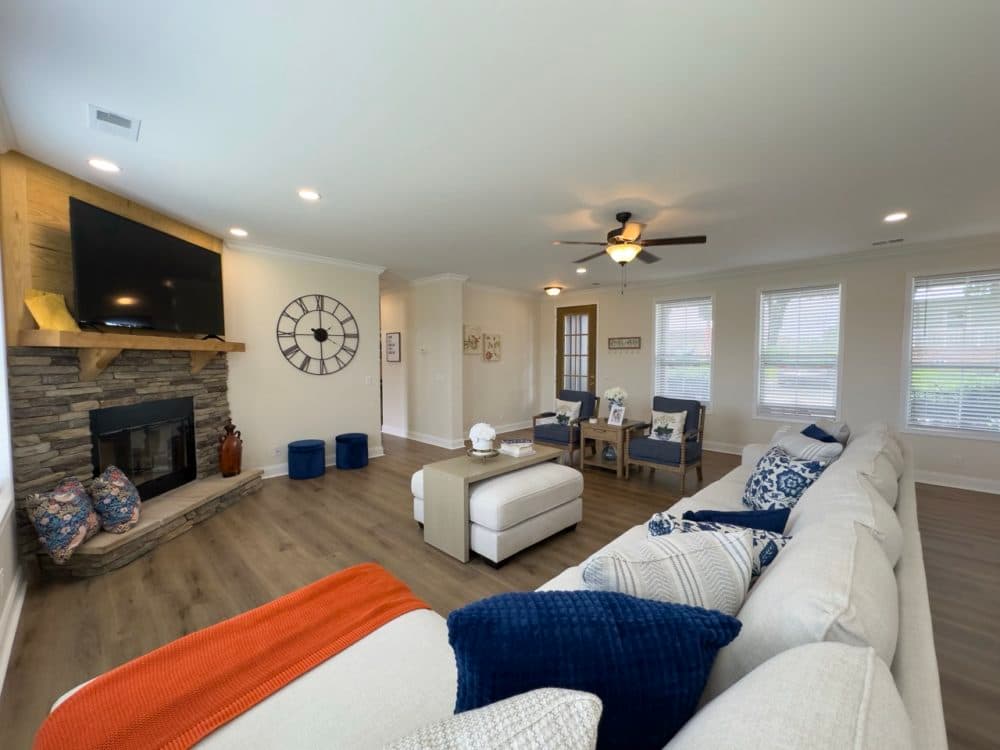 The riverwalk interior home features