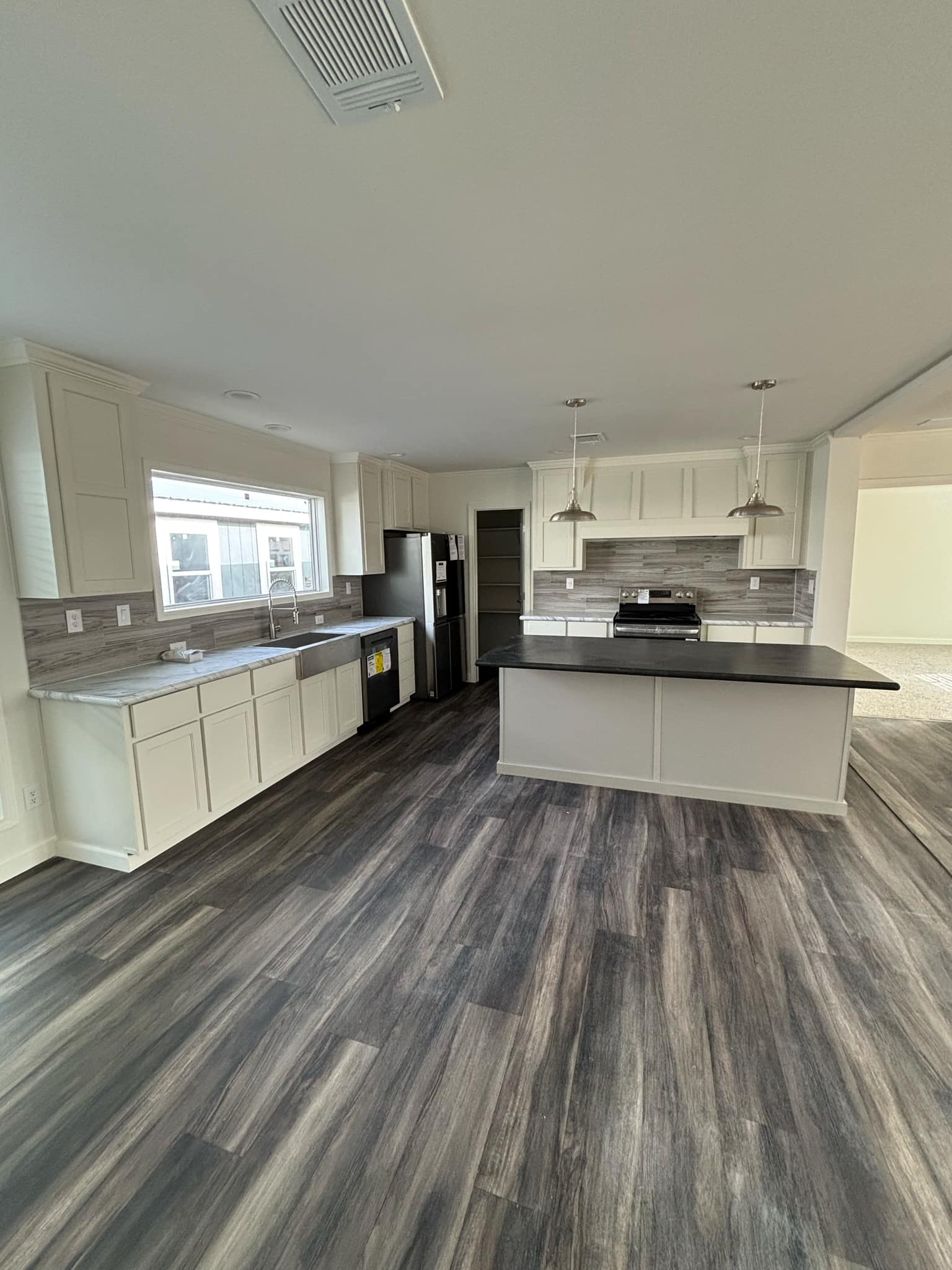 M1-56 (inventory) interior home features