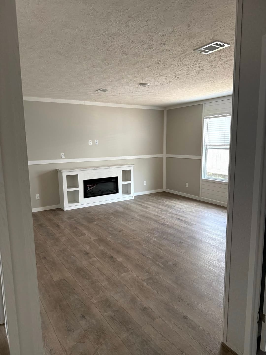 Valumax32684f interior home features