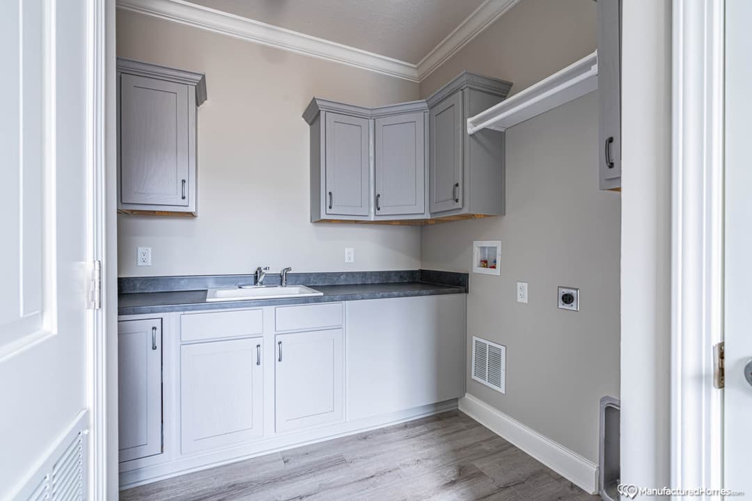 Ashley interior home features