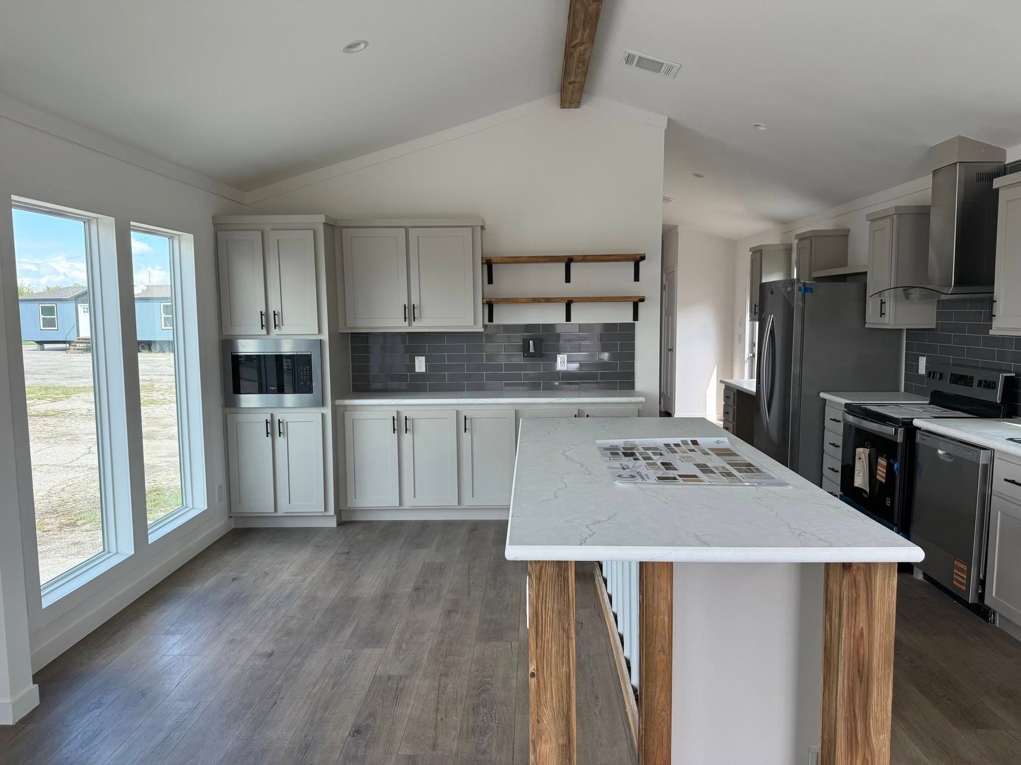 Champion d1868b kitchen home features