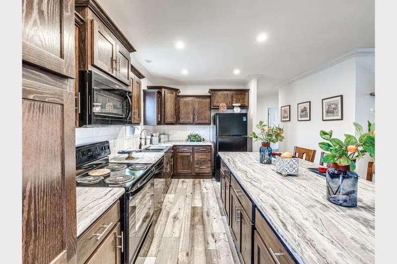 Skyliner 4765j kitchen home features