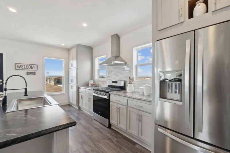 Orion kitchen home features